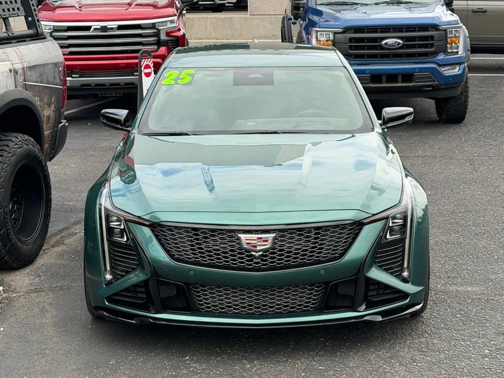 Cadillac Ct5-v photo 43