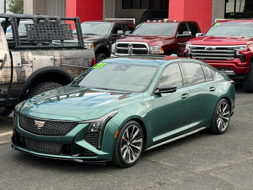 Cadillac Ct5-v