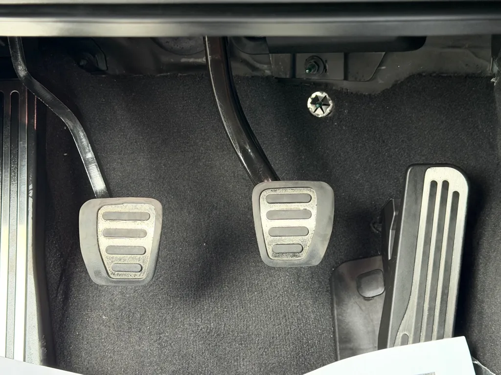 Cadillac Ct5-v photo 19
