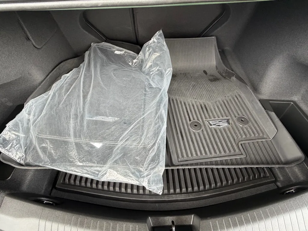 Cadillac Ct5-v photo 32