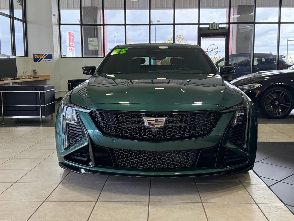 Cadillac Ct5-v photo 69