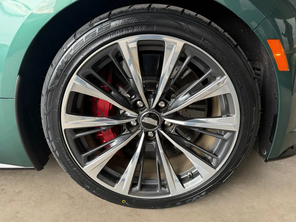 Cadillac Ct5-v photo 61
