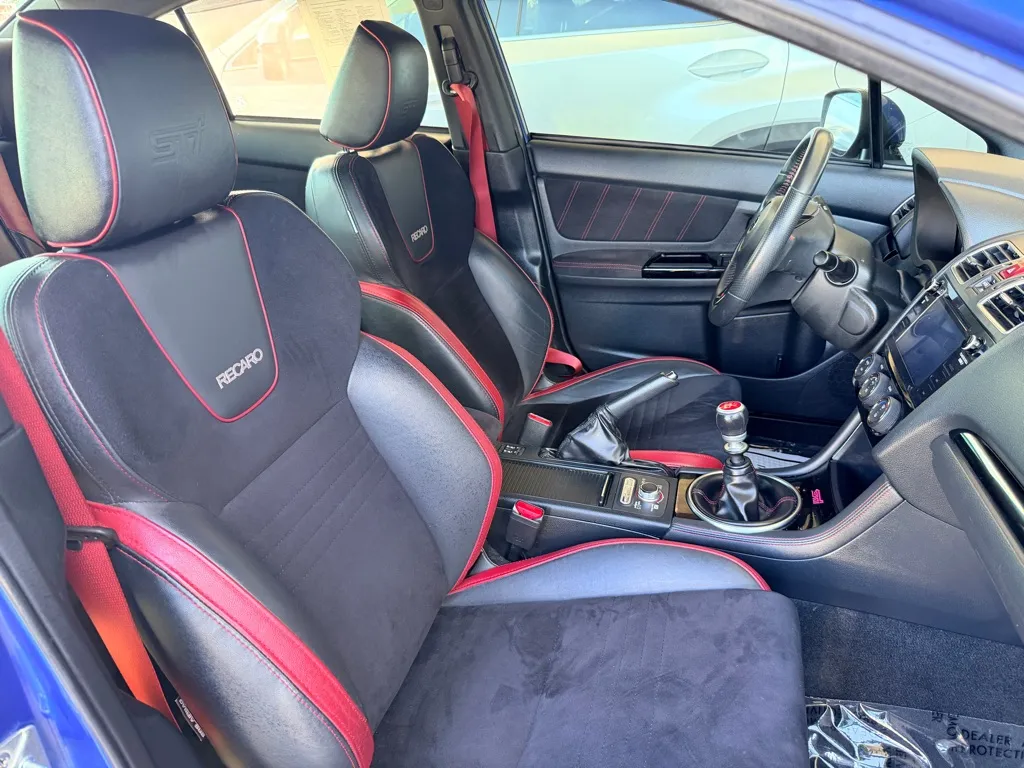 Subaru WRX photo 20