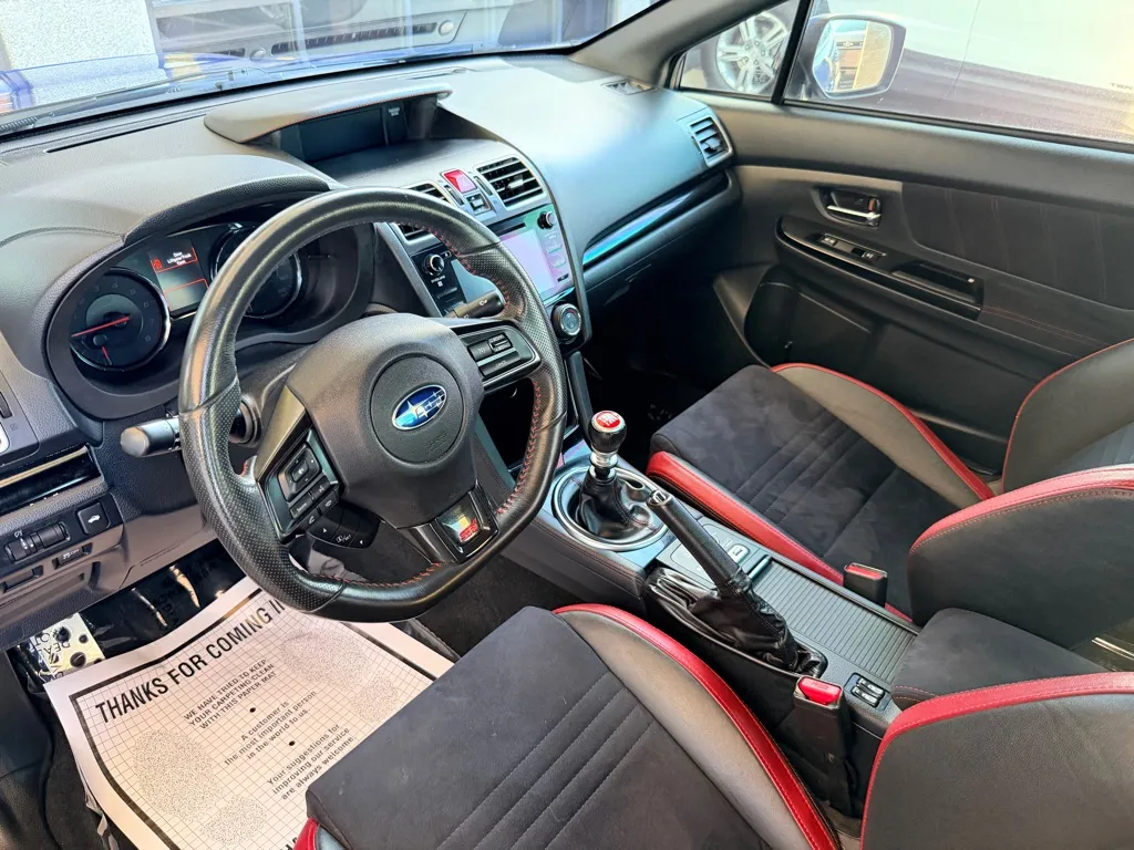 Subaru WRX photo 8