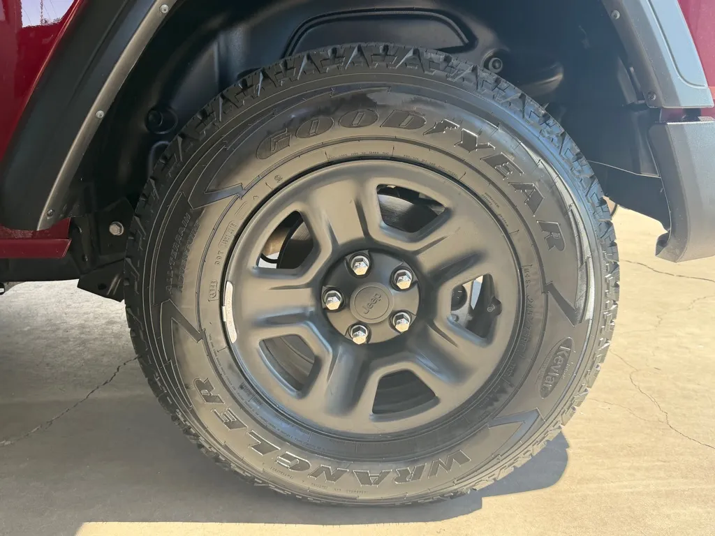 Jeep Wrangler photo 48