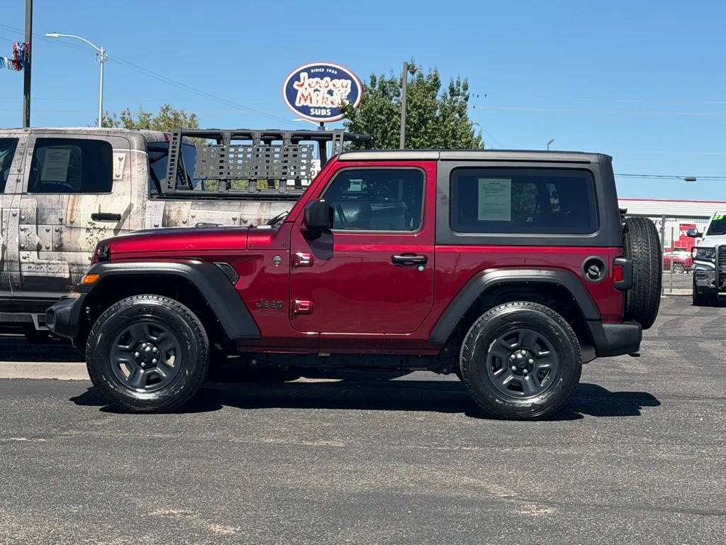 Jeep Wrangler photo 33