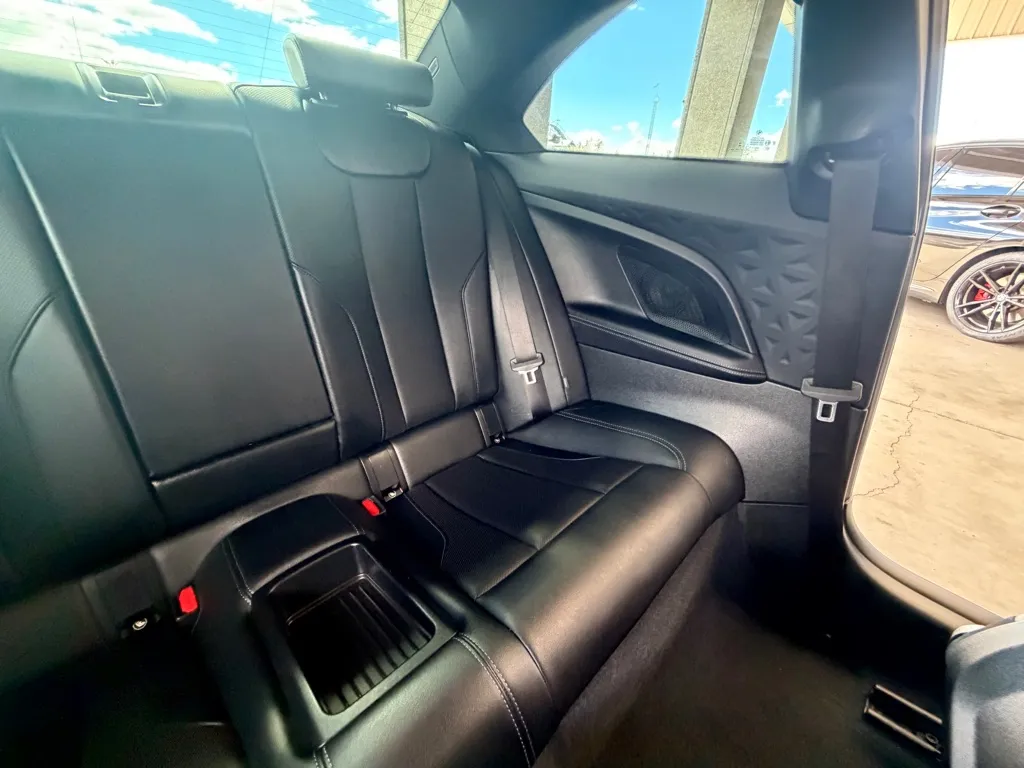 BMW 230i photo 23