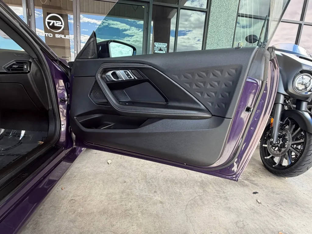 BMW 230i photo 32