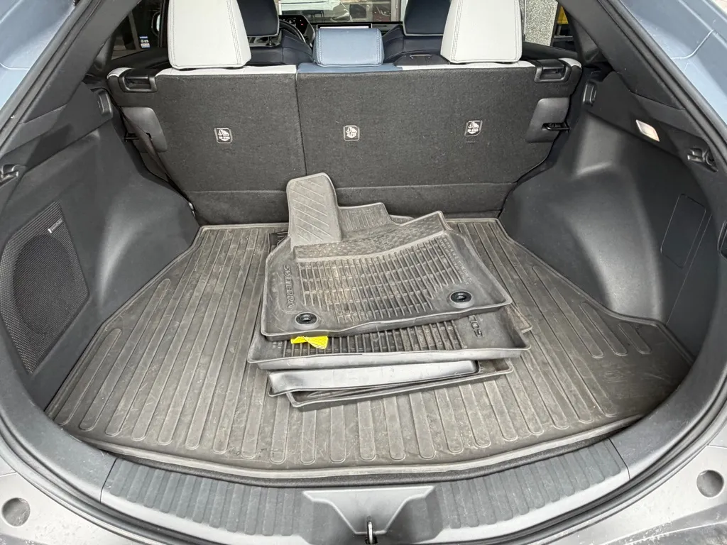 Subaru Solterra photo 31
