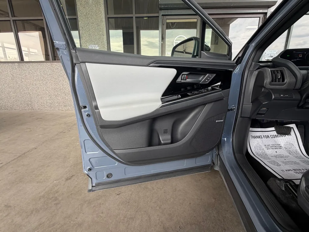 Subaru Solterra photo 22