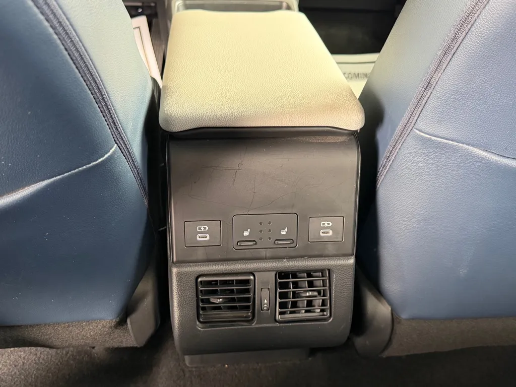 Subaru Solterra photo 27