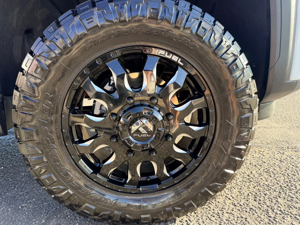 GMC Sierra photo 71