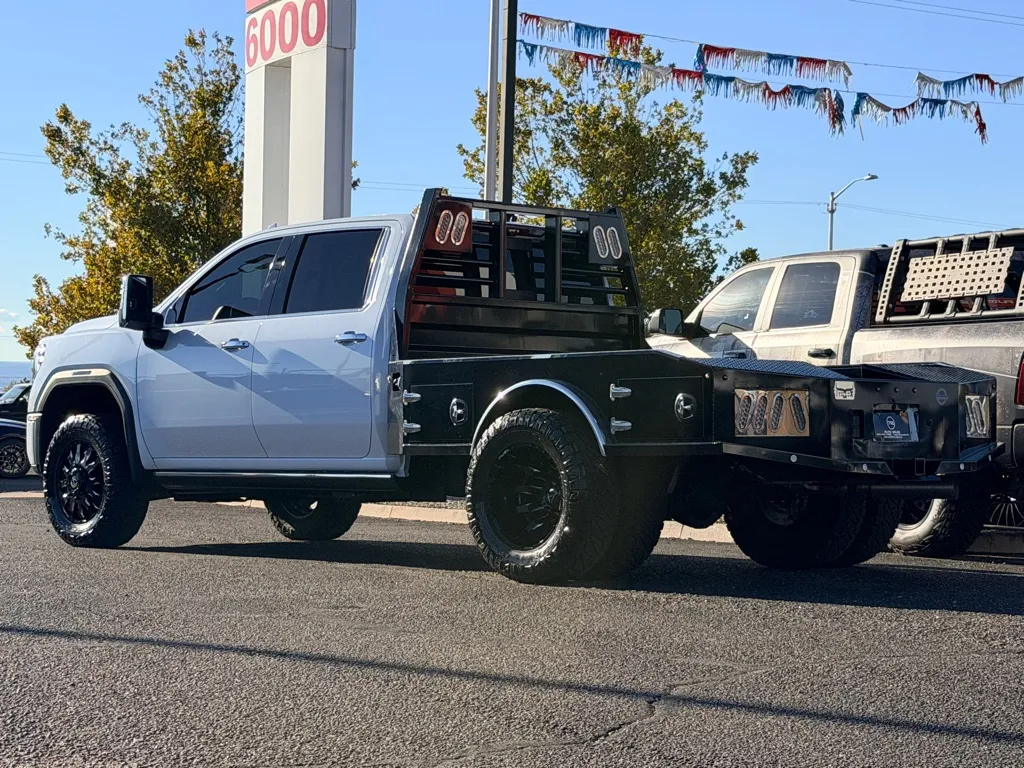 GMC Sierra photo 16