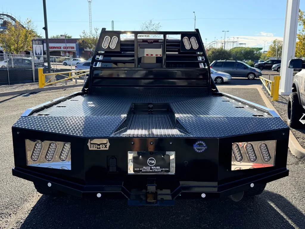 GMC Sierra photo 18