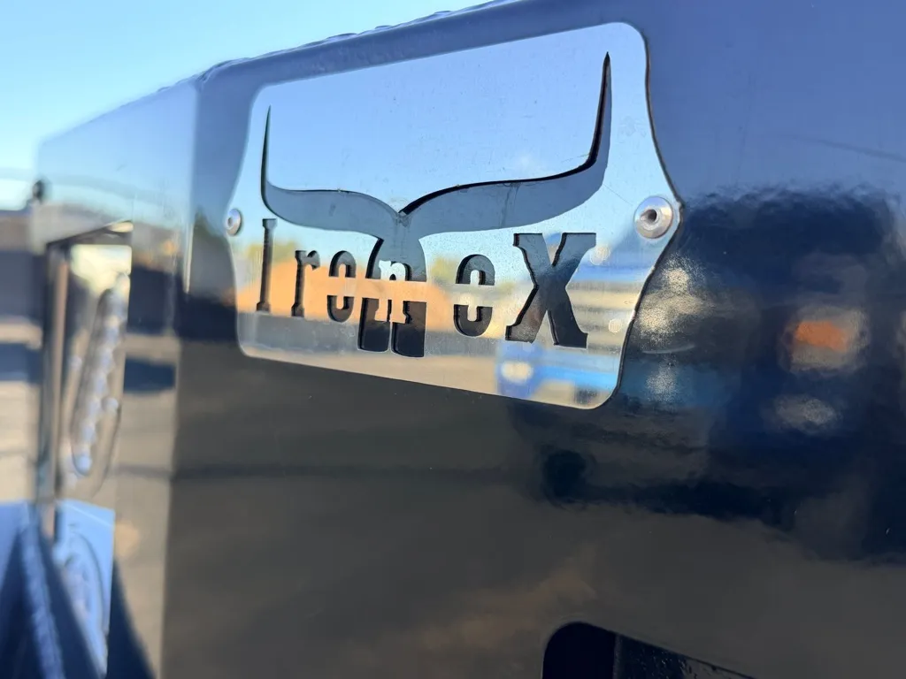 GMC Sierra photo 19