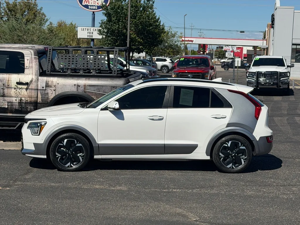 Kia Niro photo 2
