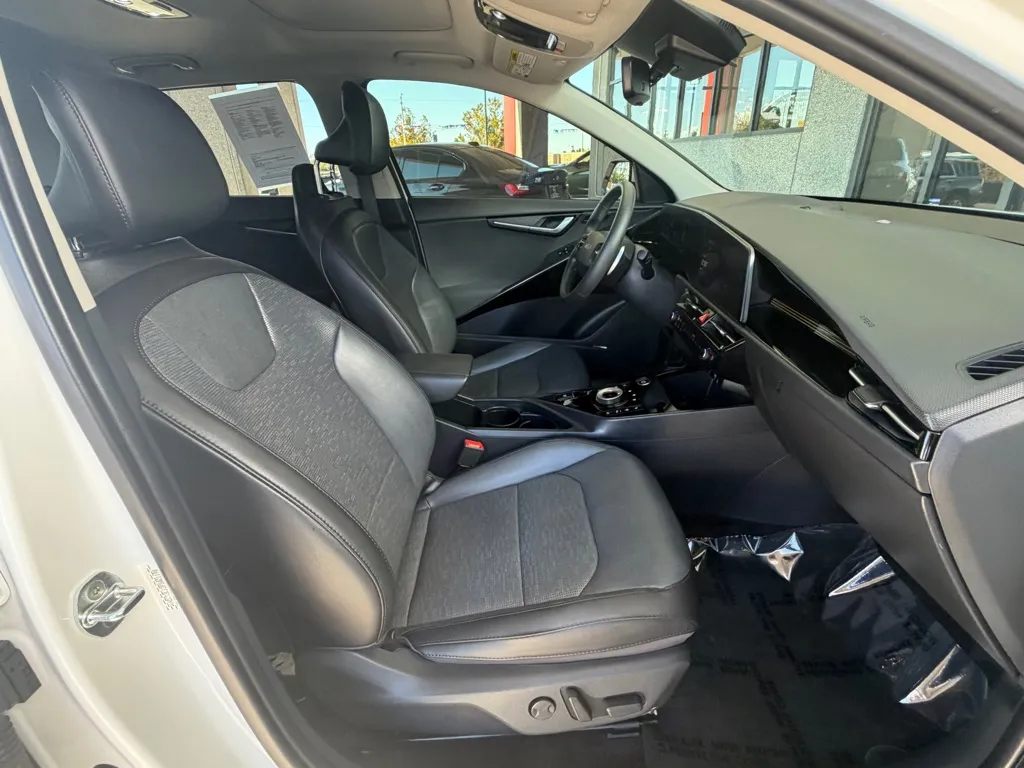 Kia Niro photo 36