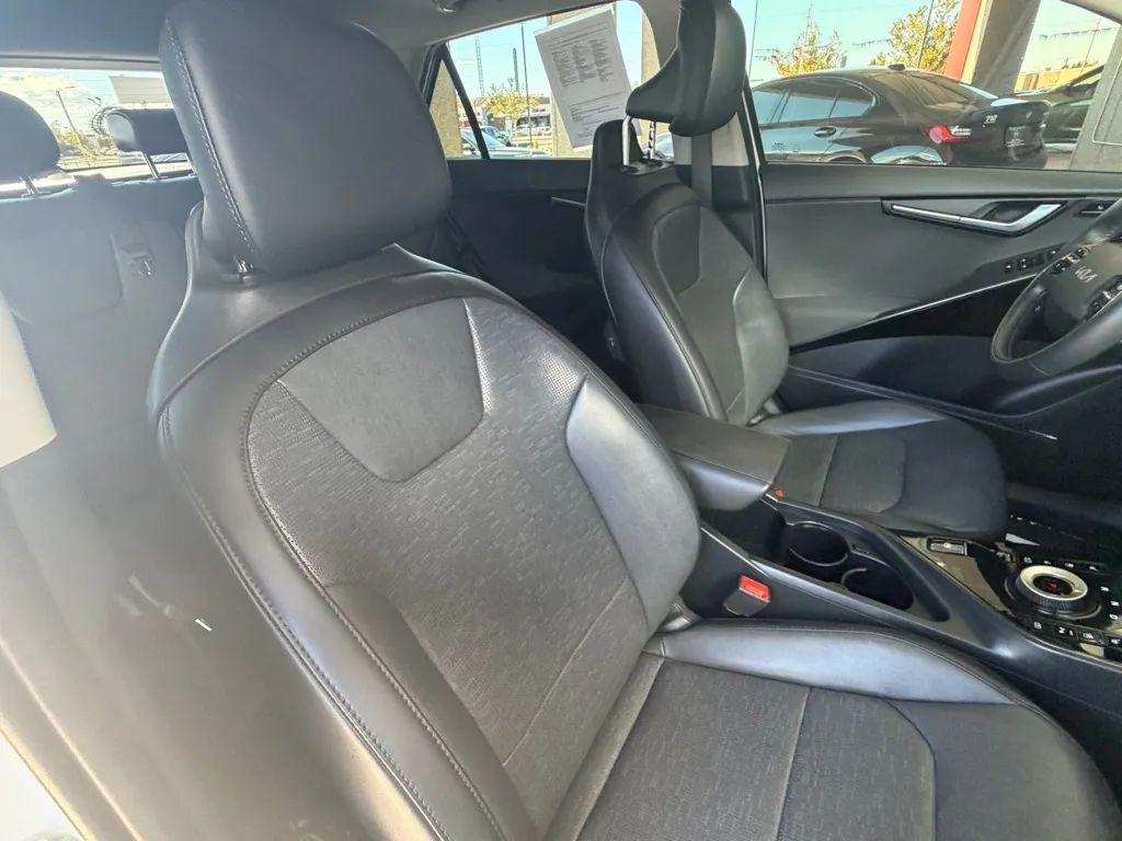 Kia Niro photo 37