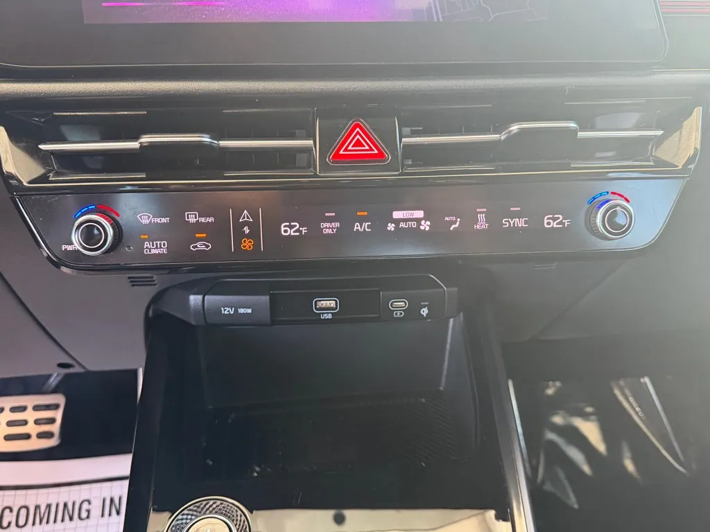 Kia Niro photo 16