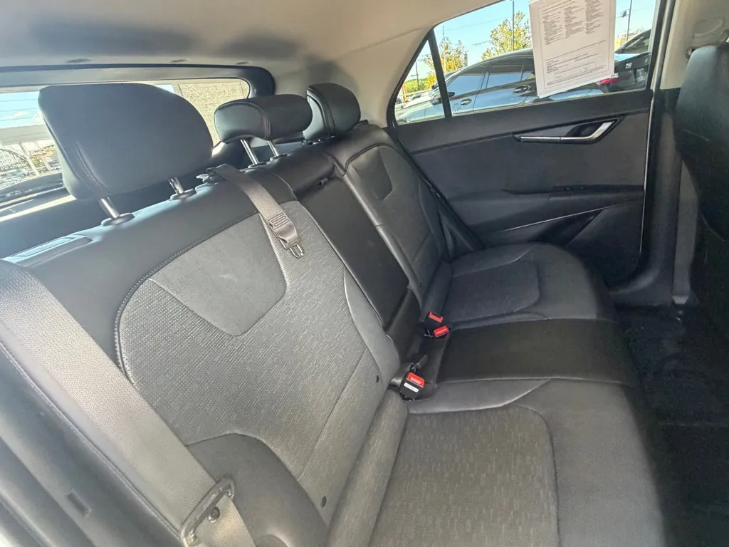 Kia Niro photo 33