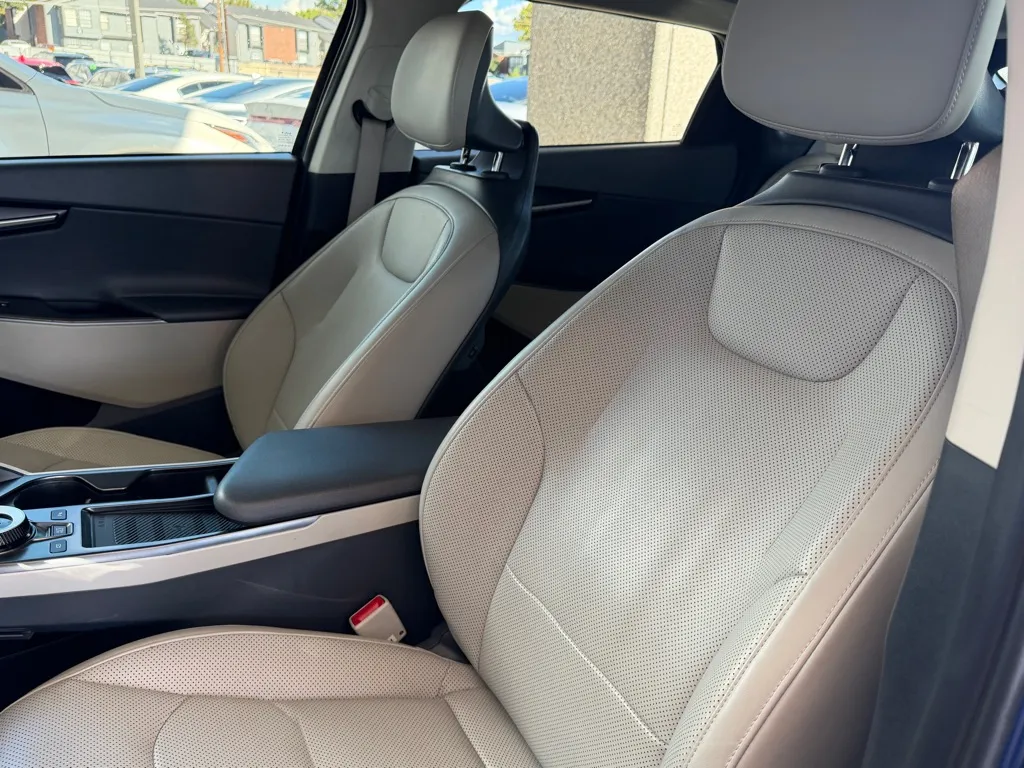 Kia EV6 photo 9