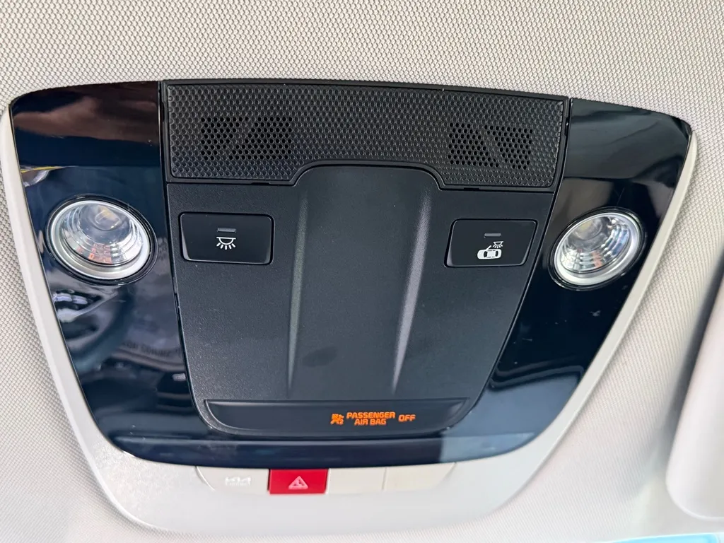 Kia EV6 photo 20