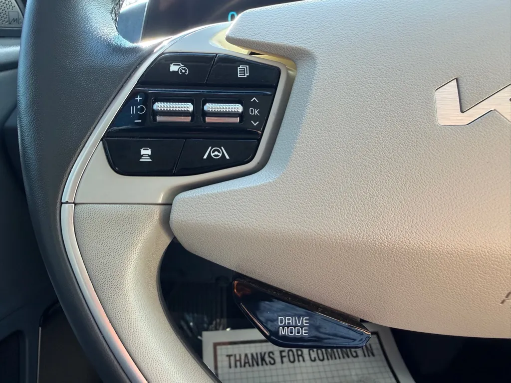 Kia EV6 photo 12