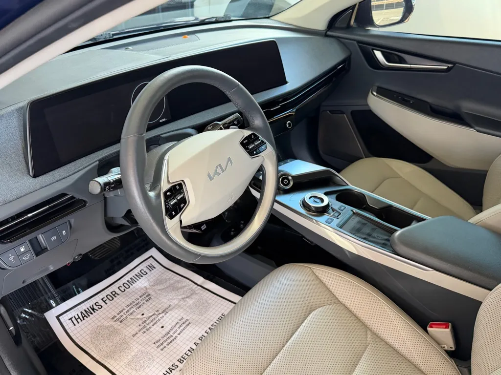 Kia EV6 photo 10