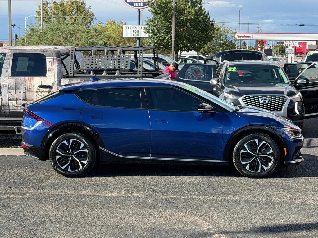 Kia EV6 photo 4