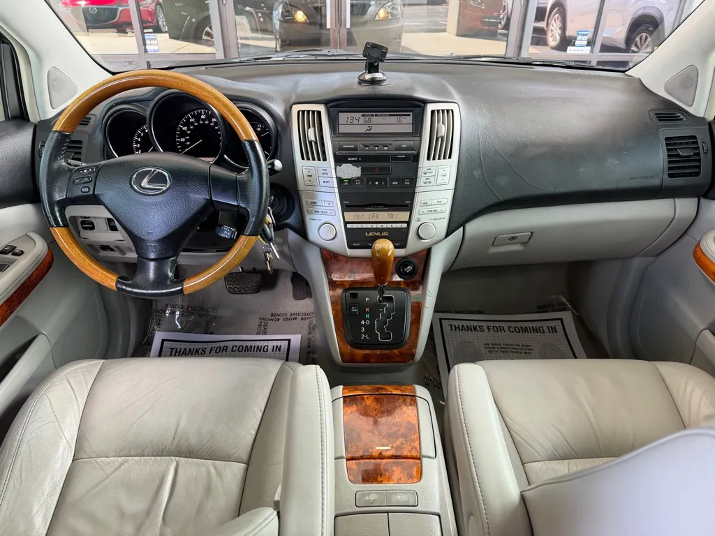 Lexus RX photo 22
