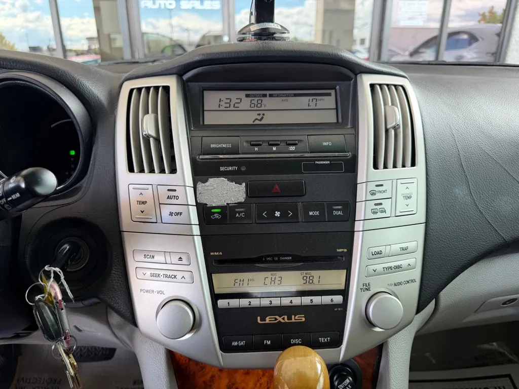 Lexus RX photo 12