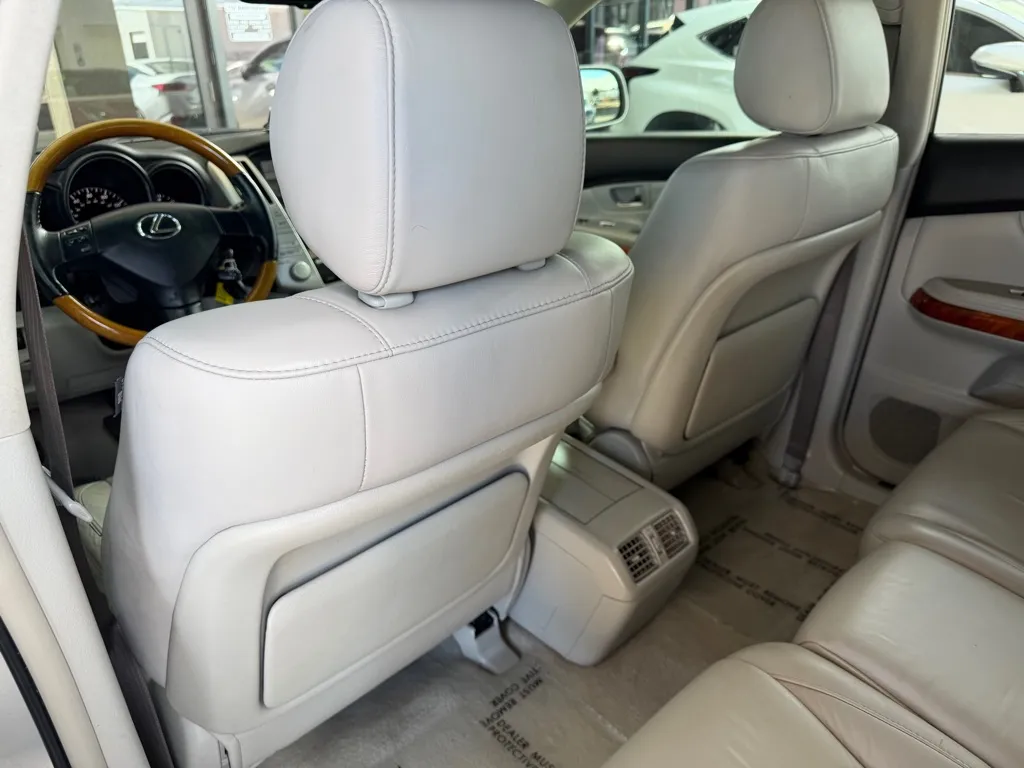 Lexus RX photo 20