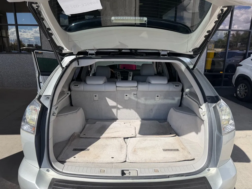Lexus RX photo 24