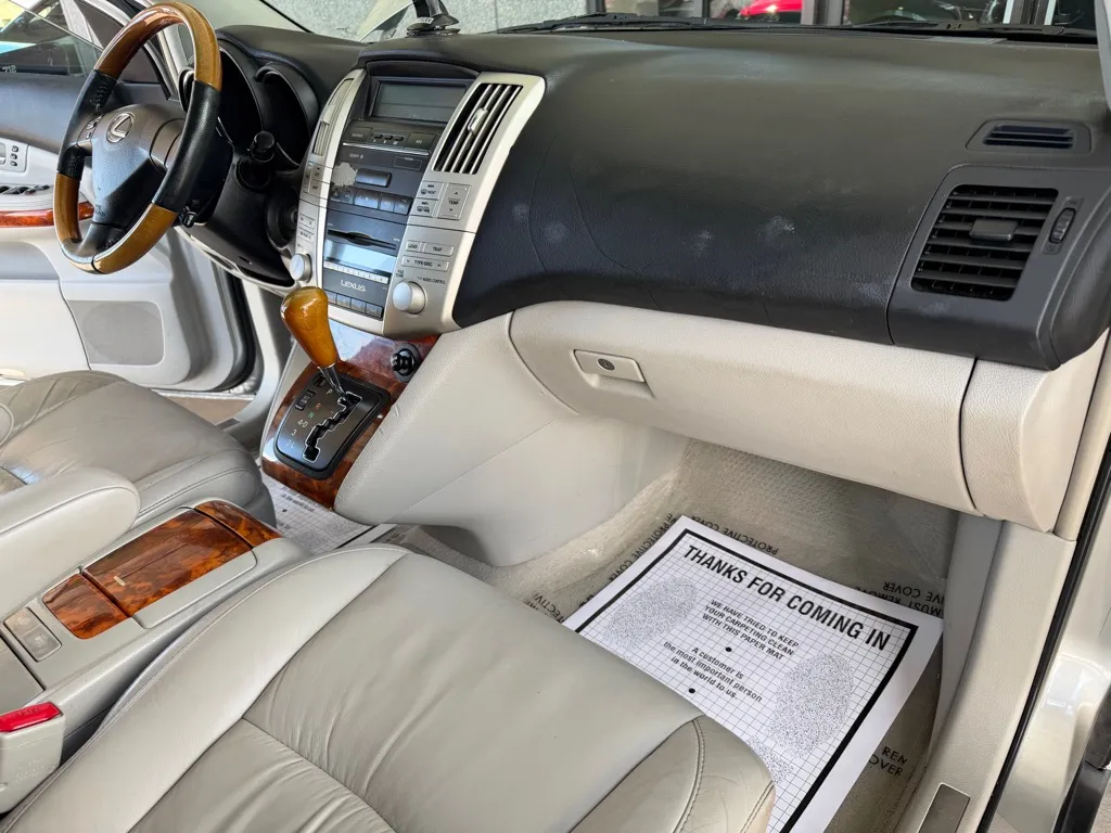 Lexus RX photo 33