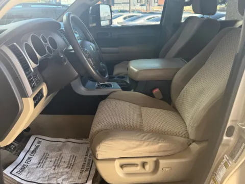 More photos of 2010 TOYOTA TUNDRA CREWMAX SR5 at 712 Auto Sales, NM