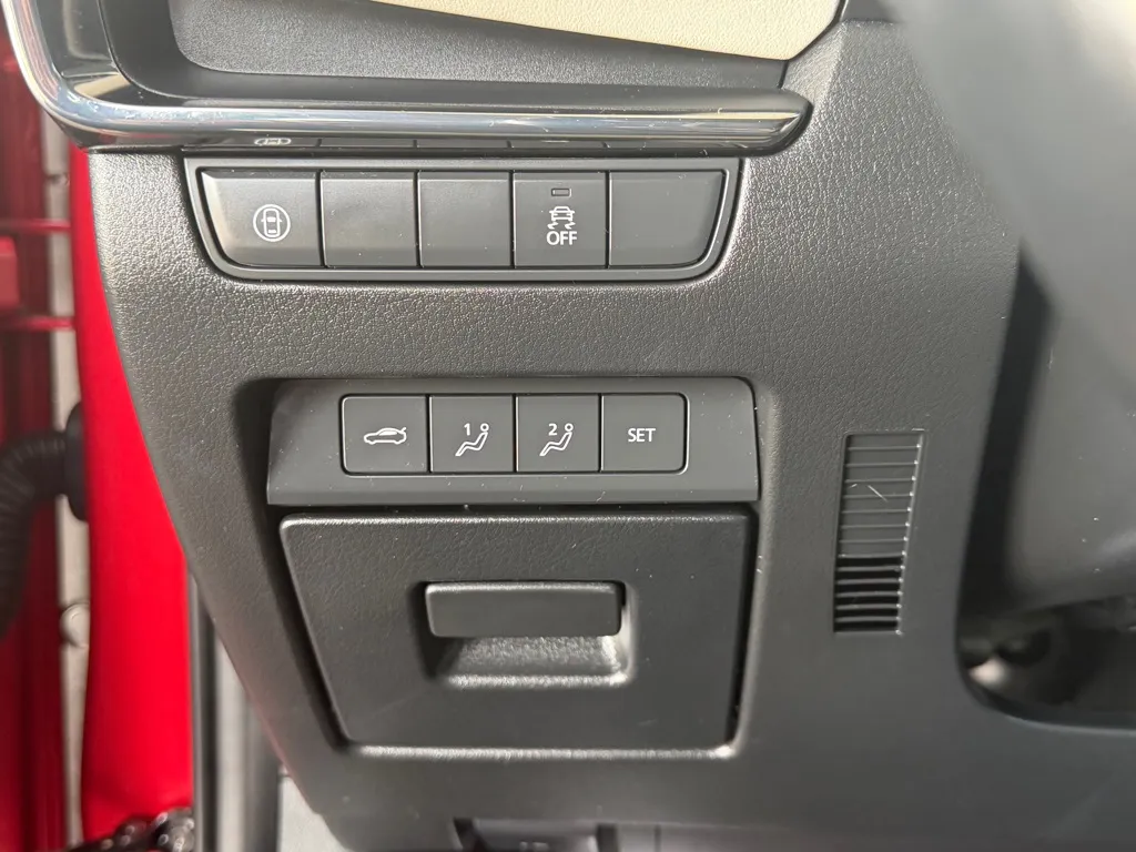 Mazda 3 photo 16