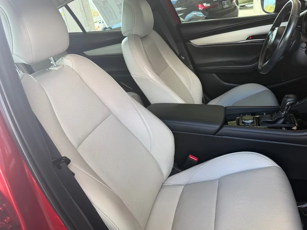 Mazda 3 photo 33