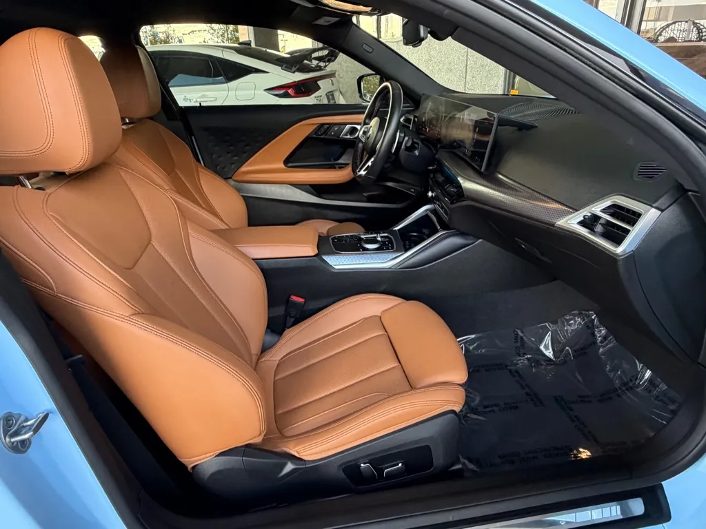 BMW M240XI photo 28