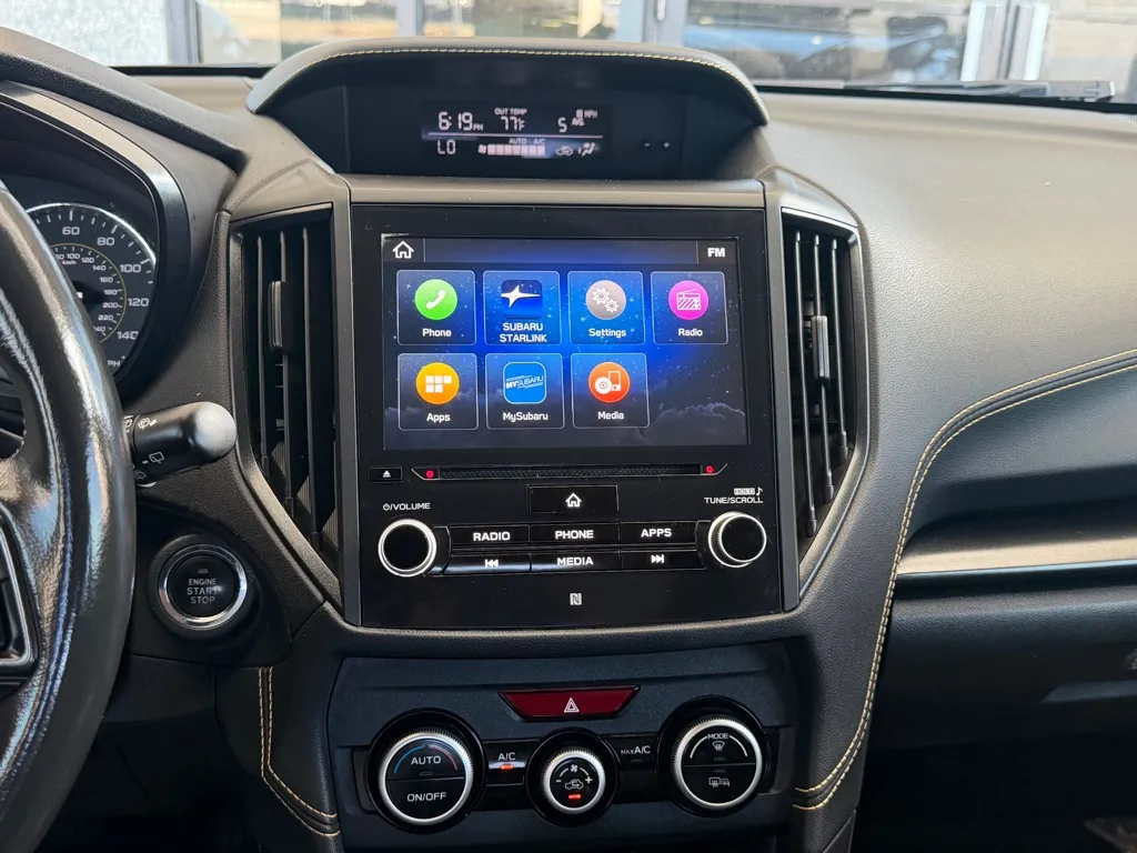 Subaru Crosstrek photo 12