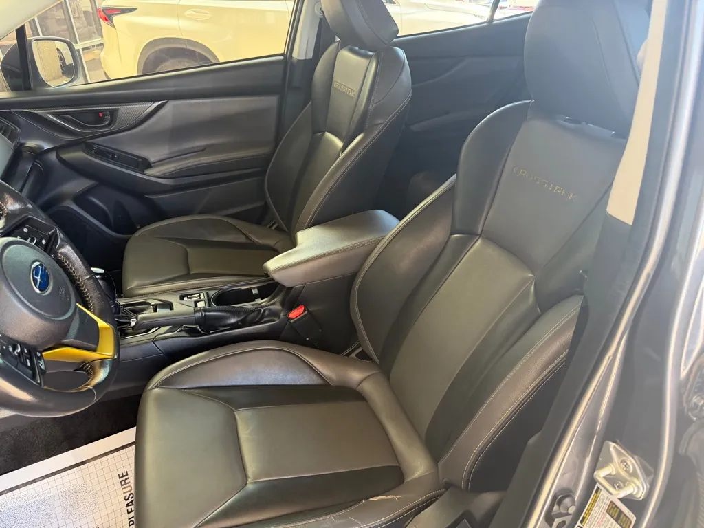 Subaru Crosstrek photo 6
