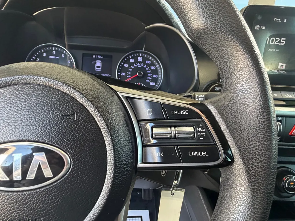 Kia Forte photo 9