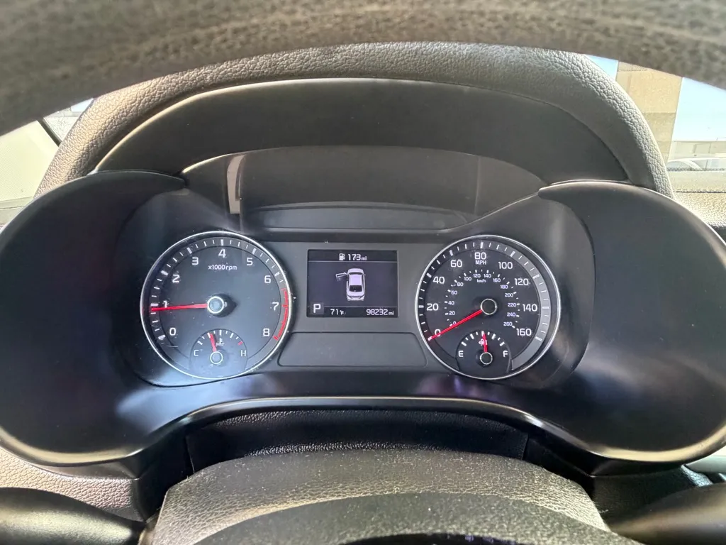Kia Forte photo 11