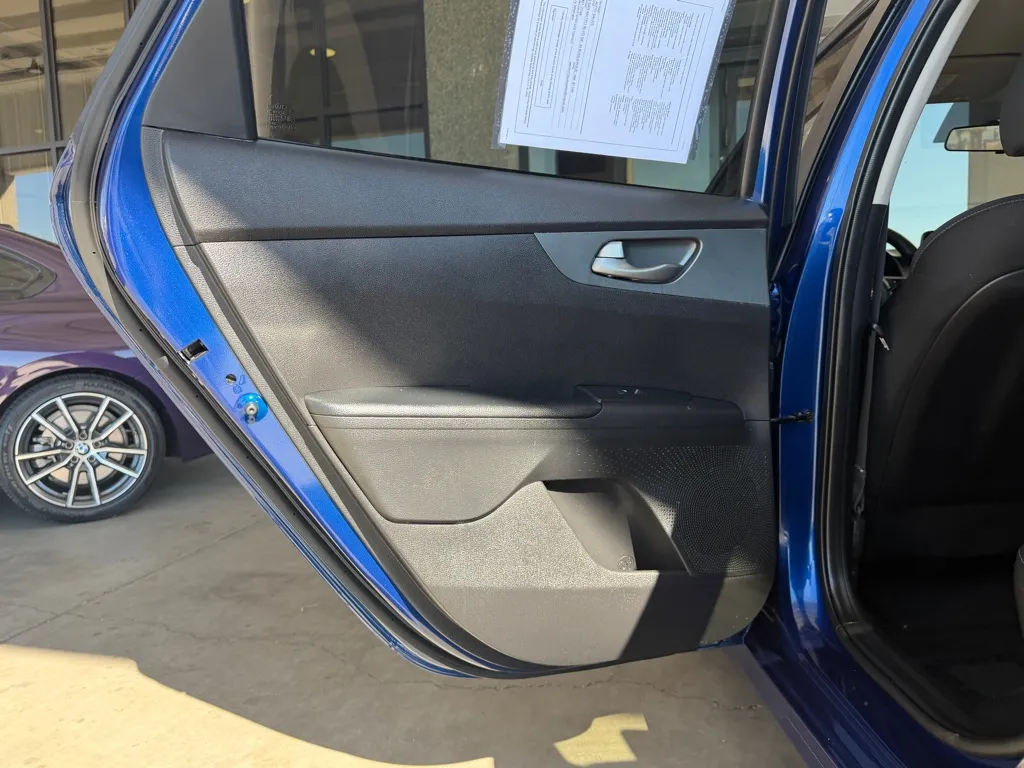 Kia Forte photo 24