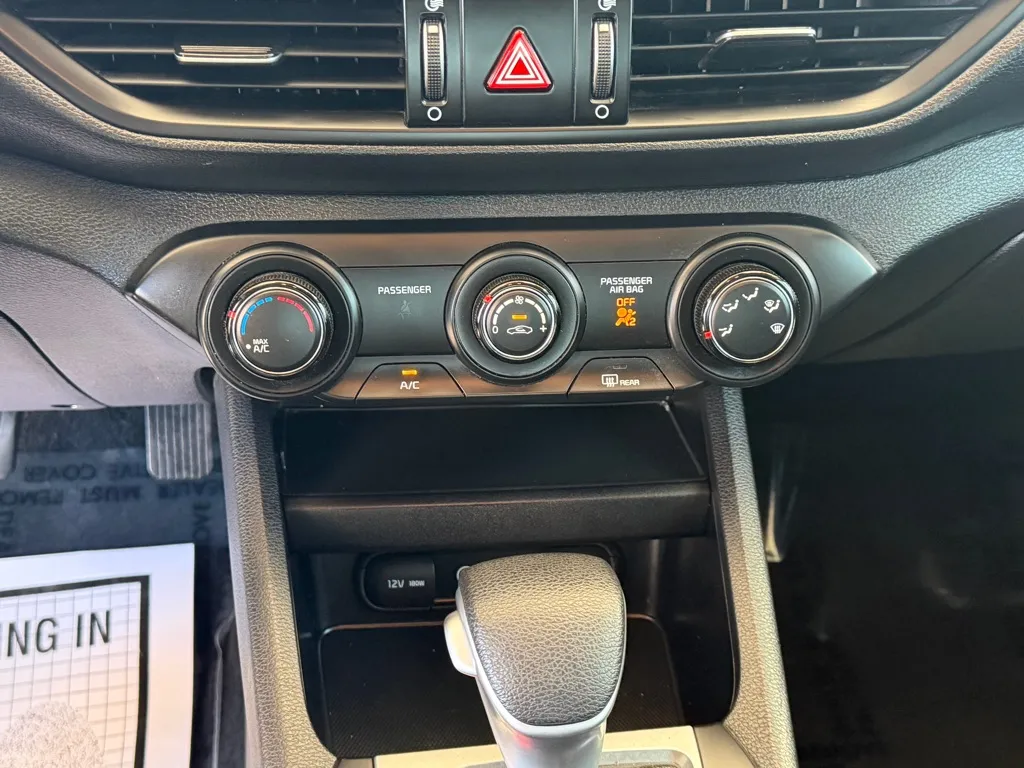 Kia Forte photo 15