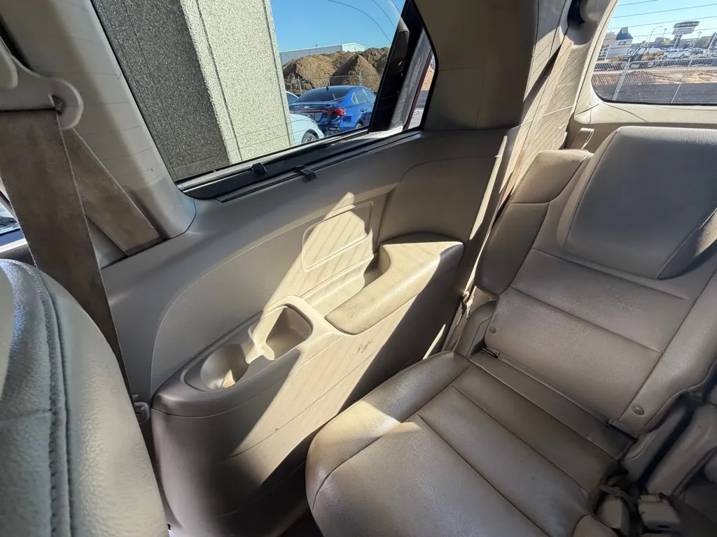 Honda Odyssey photo 27