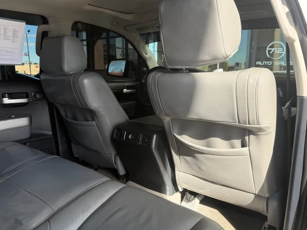 Toyota Tundra photo 29
