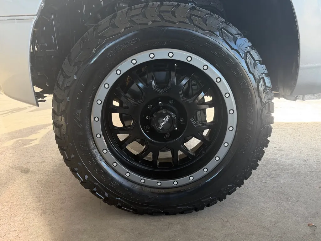 Toyota Tundra photo 56