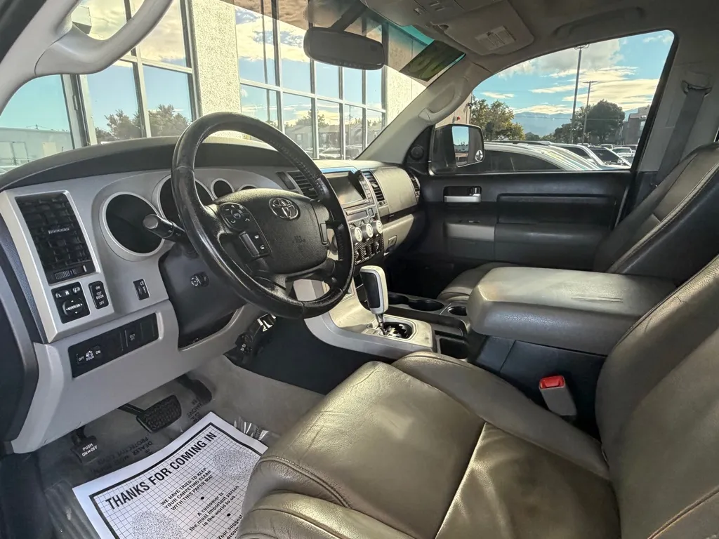Toyota Tundra photo 7