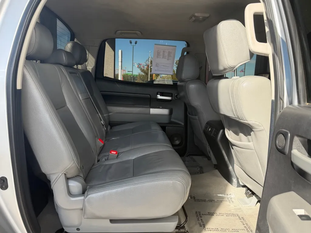 Toyota Tundra photo 27