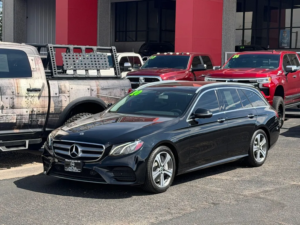 Mercedes-Benz E-Class photo 44